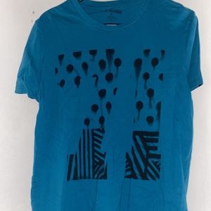 Size Small Men’s True Religion T-shirt